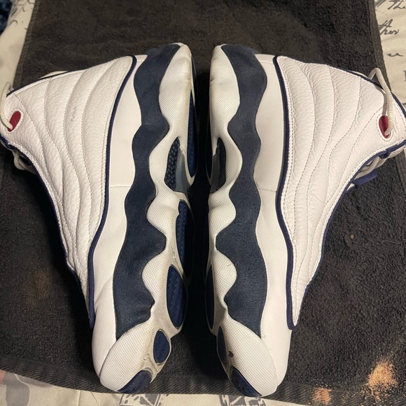 Jordan pro strong size 9 - Picture 2 of 6